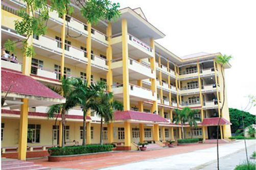 Vụ nộp tiền tỉ 'chống trượt' cao học: Kỷ luật Ban giám đốc 
